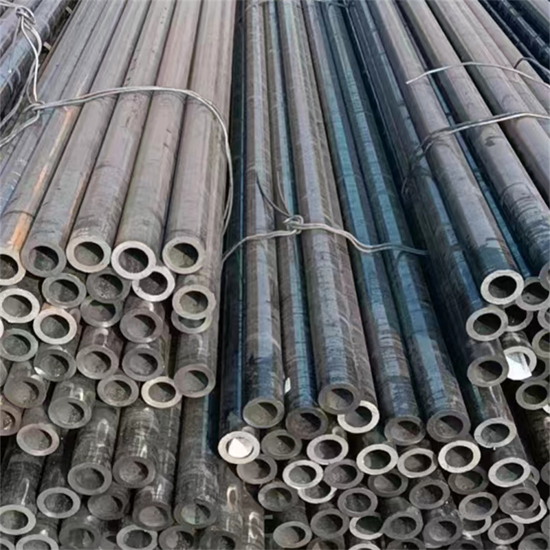 Carbon Steel Pipes and Tubes Manufacturers