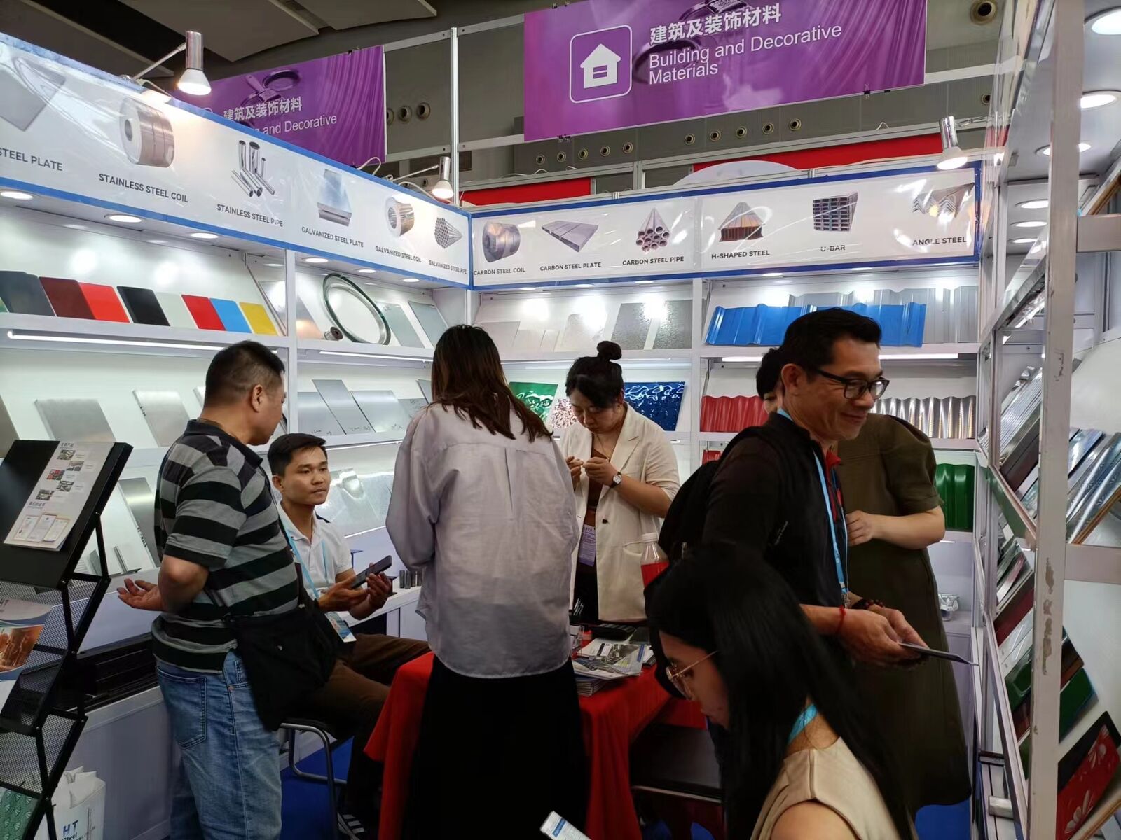 The latest pictures from the Canton Fair