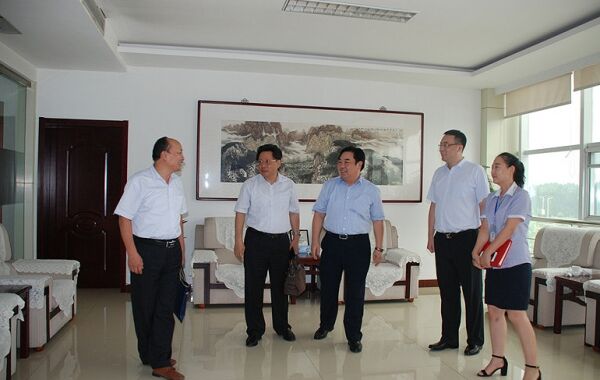 滨州市技师学院张兆杰书记莅临集团公司调研