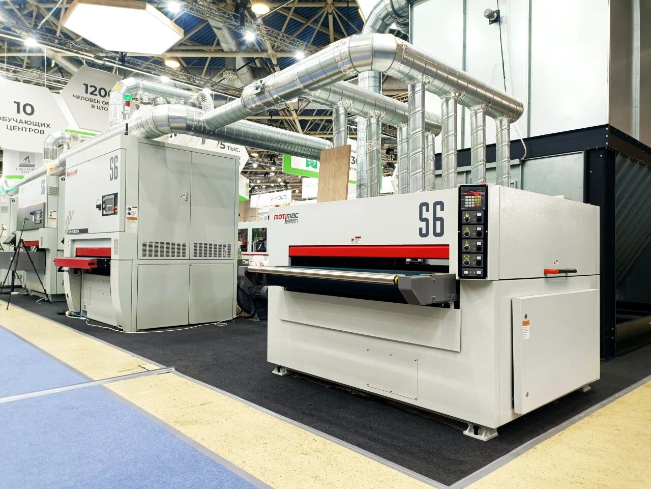 Large Belt Sanders: Key Tools for Efficient Woodworking and Metal Processing