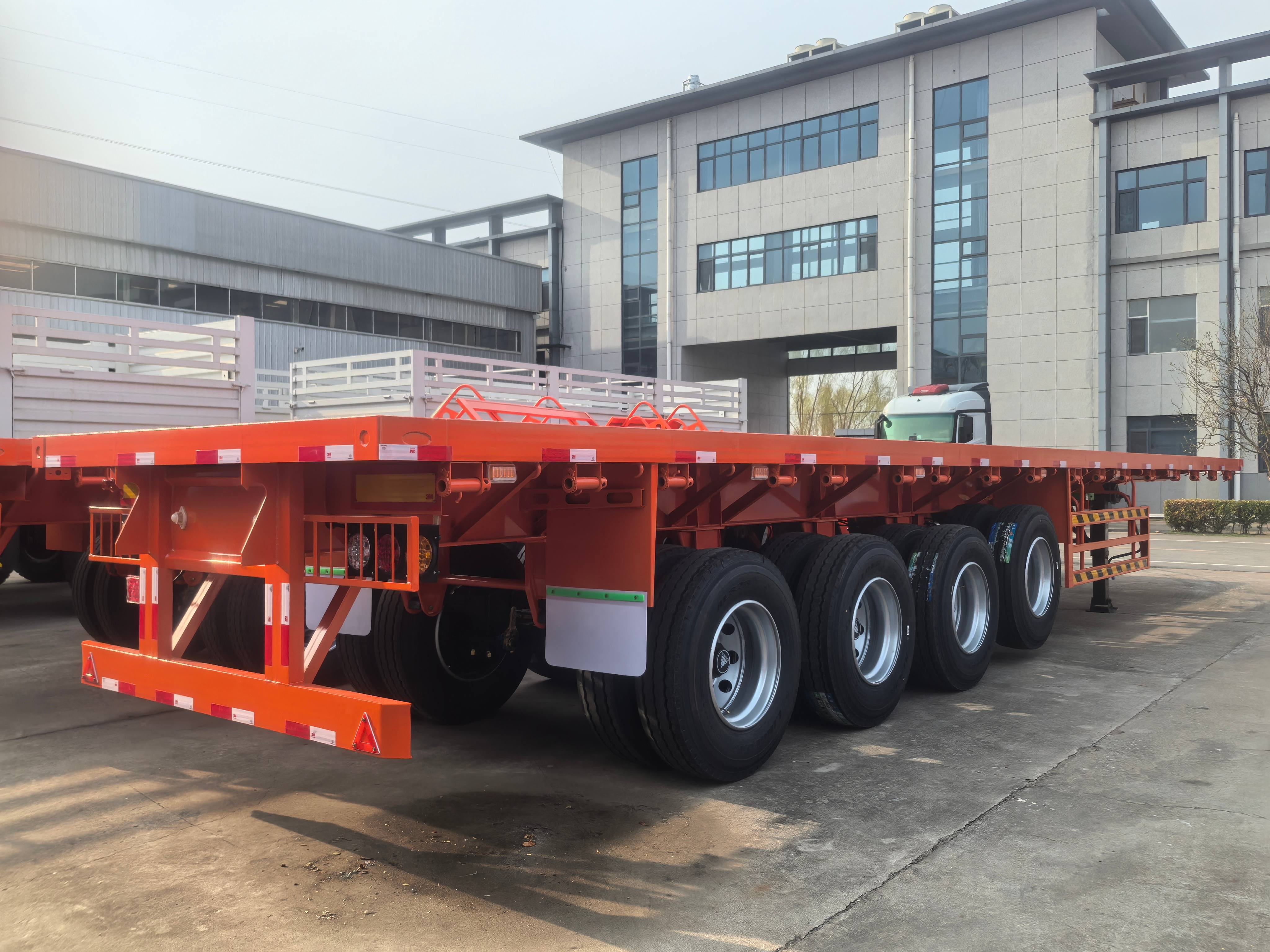 Tailored for African Logistics: Hantang Machine's New Lift Axle Semi-Trailer Sets Sail for Glory