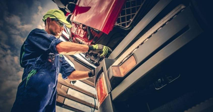 Winter Truck Maintenance ------ Hantang Mechanics