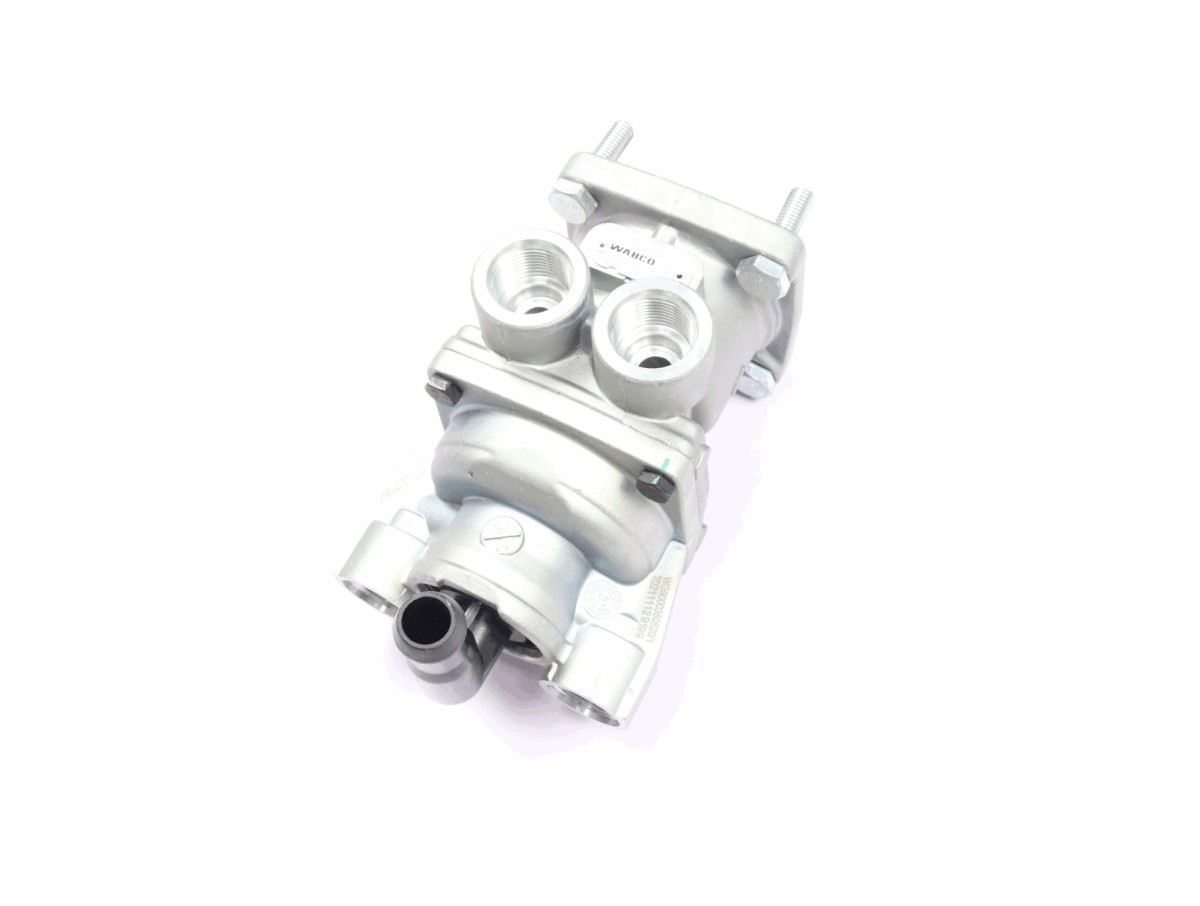 Brake master cylinder.png
