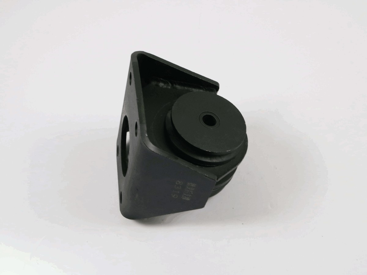 truck rear engine support.png