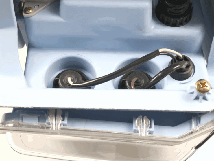 truck's headlight.png