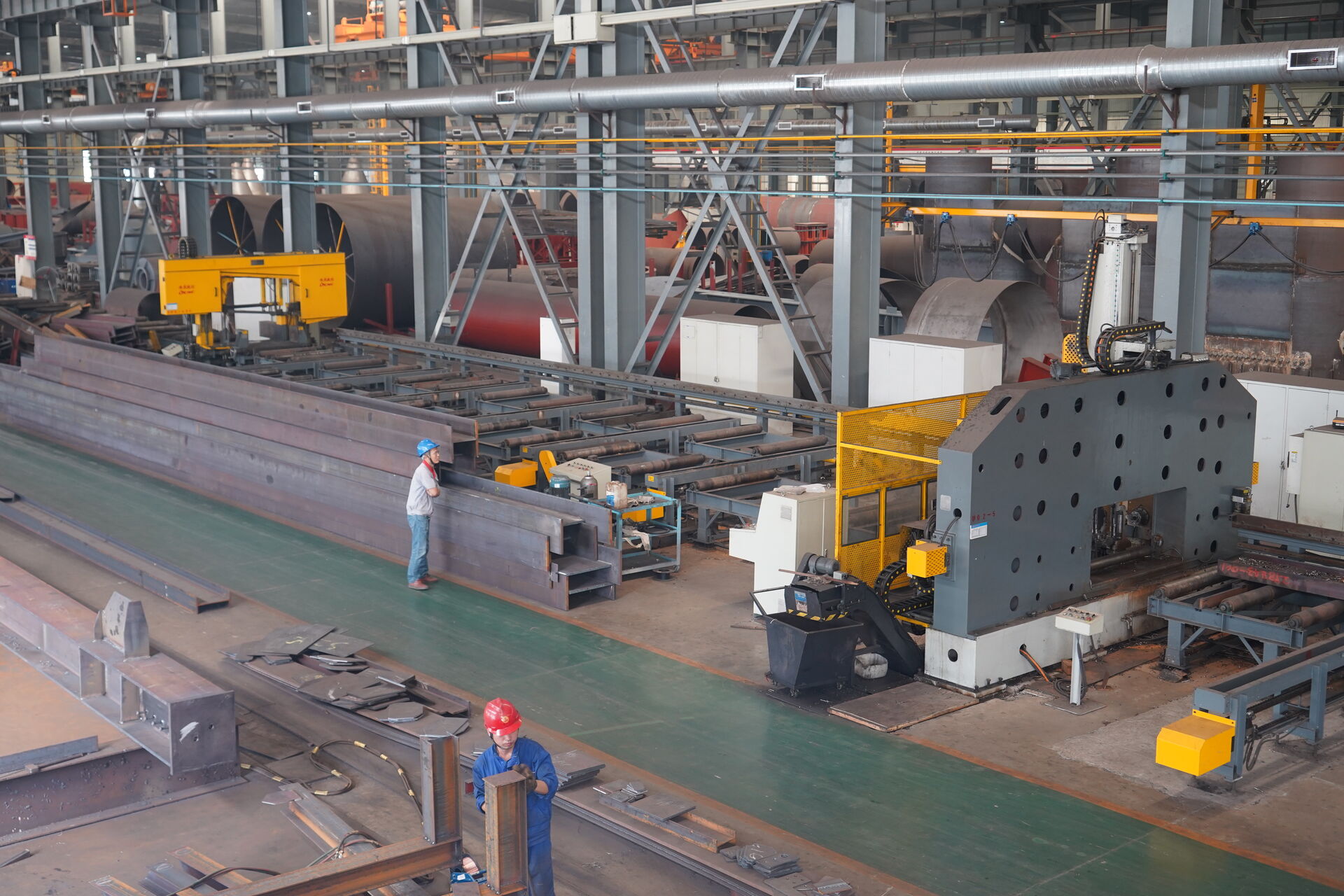 CNC High Speed  Beam Drilling  Band Saw Cutting Production Line TSS1250