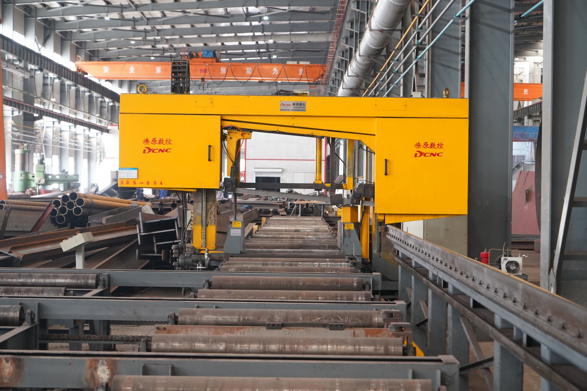 CNC High Speed  Beam Drilling  Band Saw Cutting Production Line TSS1250