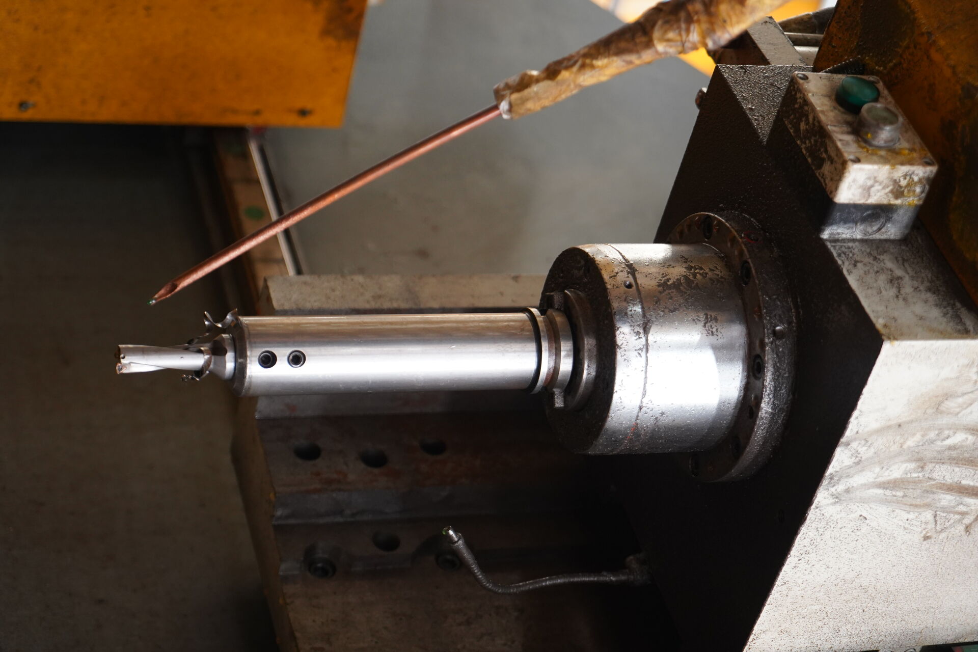 CNC High Speed  Beam Drilling  Band Saw Cutting Production Line TSS1250