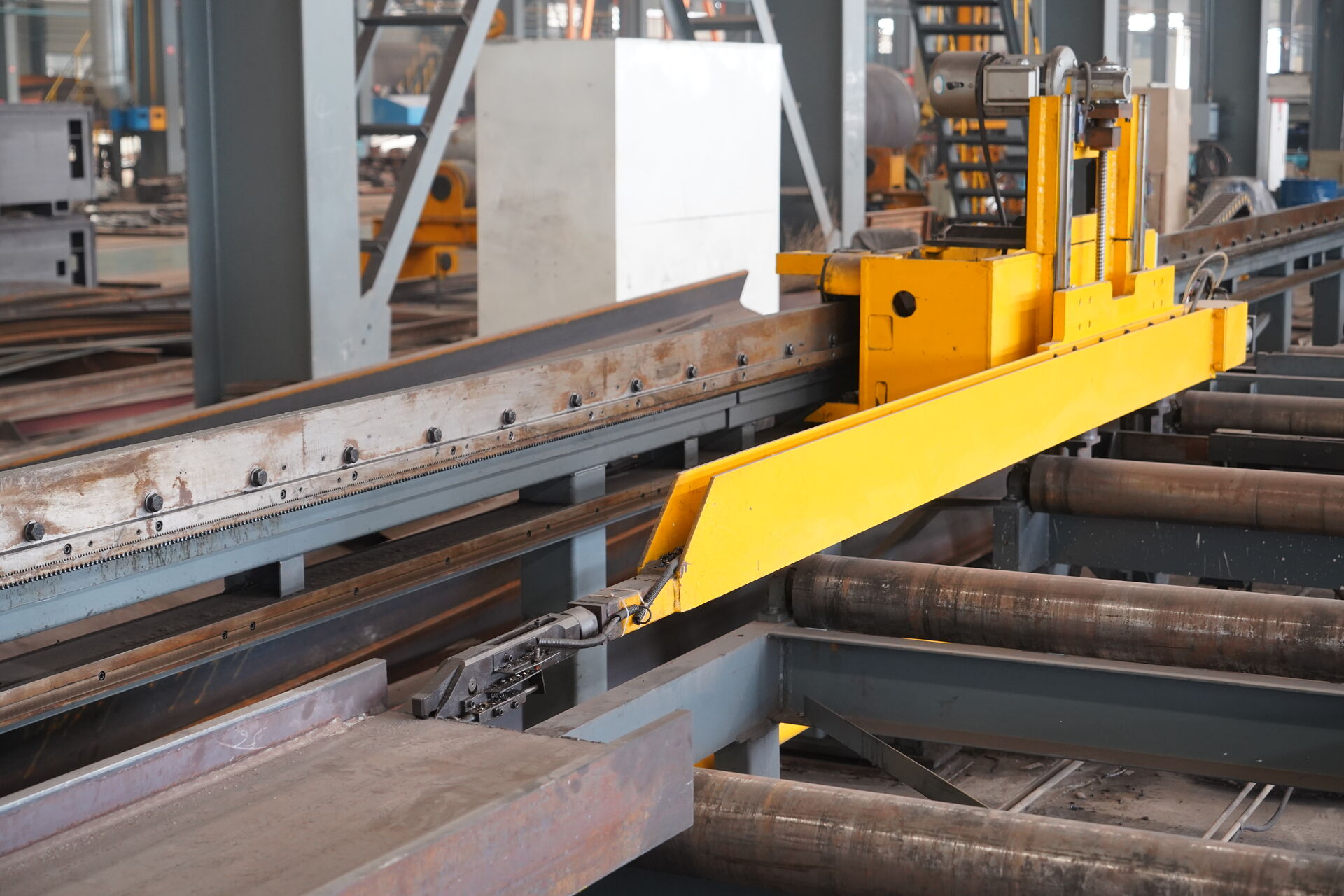 CNC High Speed  Beam Drilling  Band Saw Cutting Production Line TSS1250