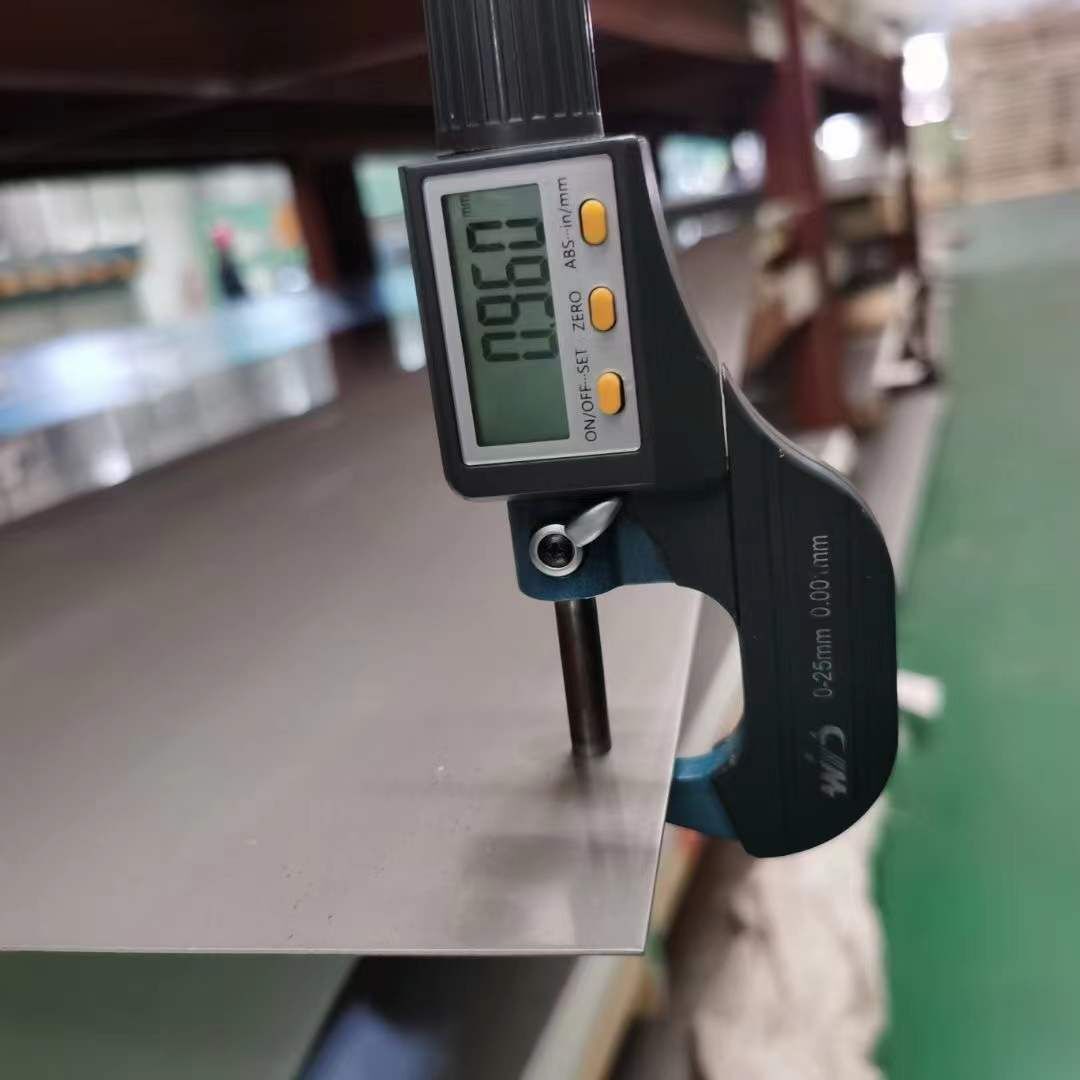 Stainless steel sheet