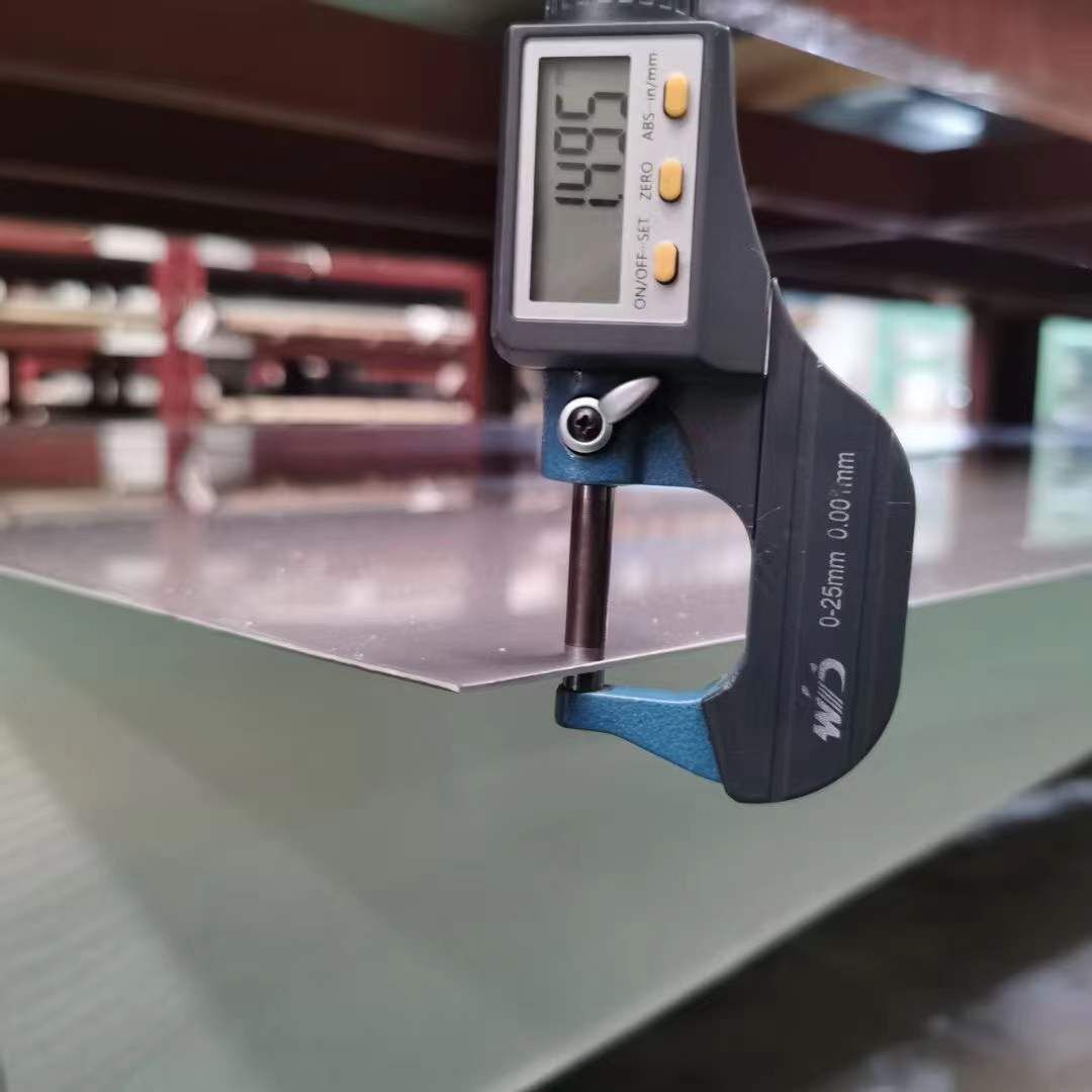 Stainless steel sheet