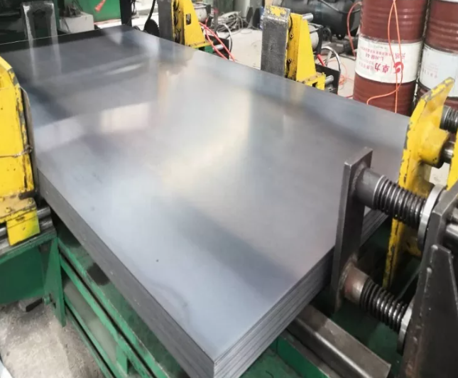 ST37 S45C ST52 SS400 S355J2 Q345B steel plate
