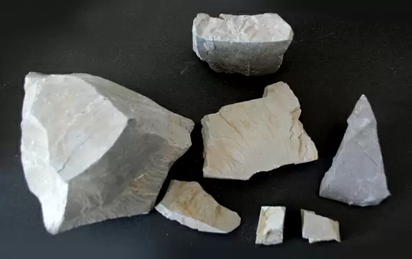  Flint Clay