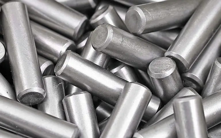 Will carbon steel materials rust?