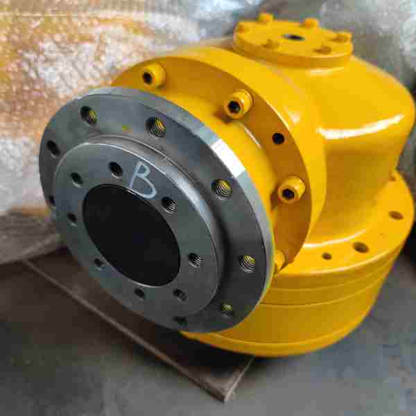 The Bonfiglioli 309 reducer belongs to the Bonfiglioli 300 series of planetary reducers. It is an industrial transmission equipment designed for heavy-duty and high-impact working conditions.