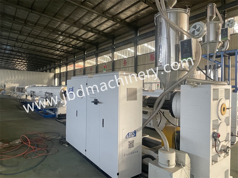 PE Water Supply Pipe/Gas Pipe/Oil Pipe/Heat Preservation Pipe Production Line