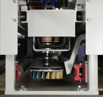 ماكينة طحن المعادن من موتيماك: حل فعال وذكي ومحترف لمعالجة أسطح المعادن