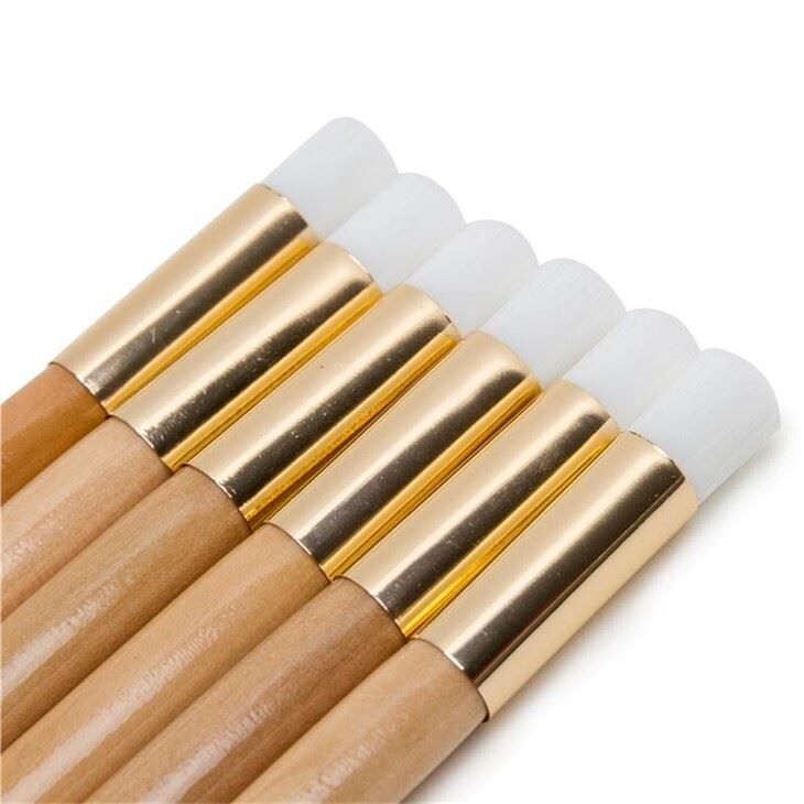 Wooden Handle Lash Cleansing Brush