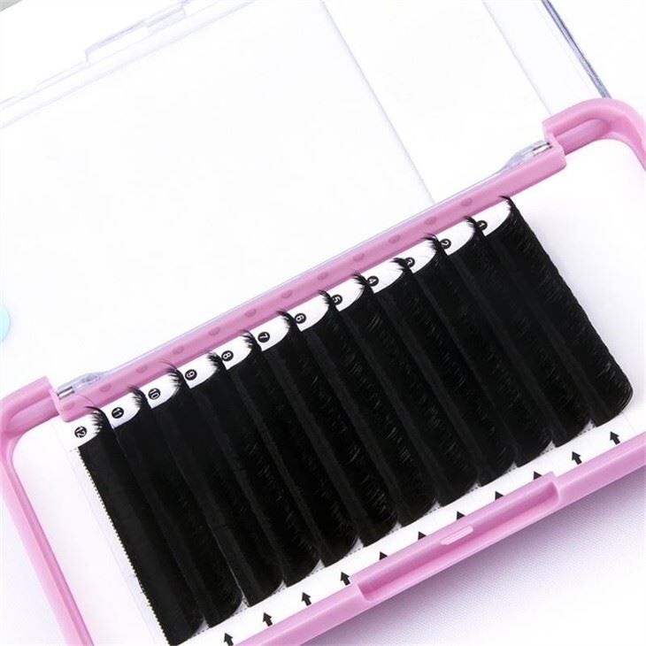 Matte Black Volume Lash