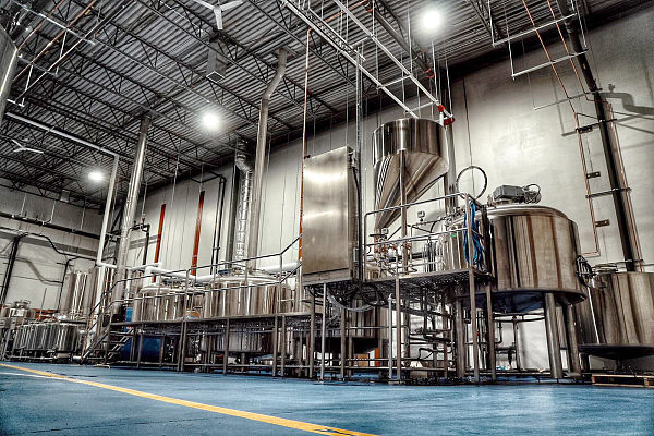 Small brewery brewing equipment: the professional path from passion to career