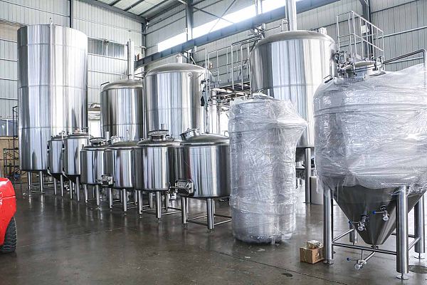 Customer Visit: On-Site Experience with Our Brewing Equipment Solutions