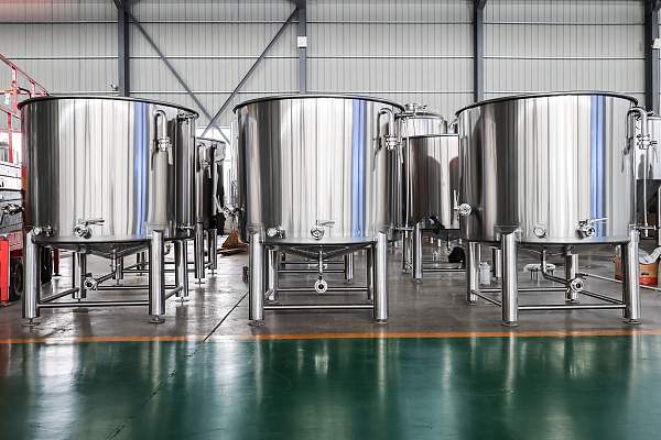 Single Wall vs Double Wall Kombucha Fermenters: Which One Is Better for Your Brew?