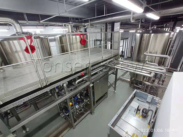 2500L brewhouse and 100HL (10000L) fermentation tanks brewery! Happy brewing day. Cool!