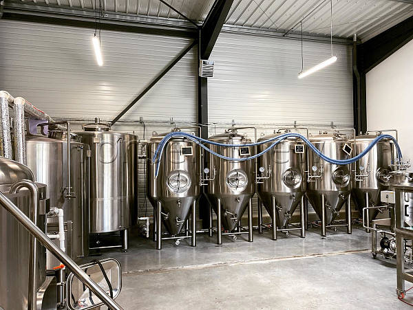 ​Tonsenbrew 1000L beer equipment Just arrived in France.Looking forward to our clinet brewing fantastic beer with the new beer equipment.