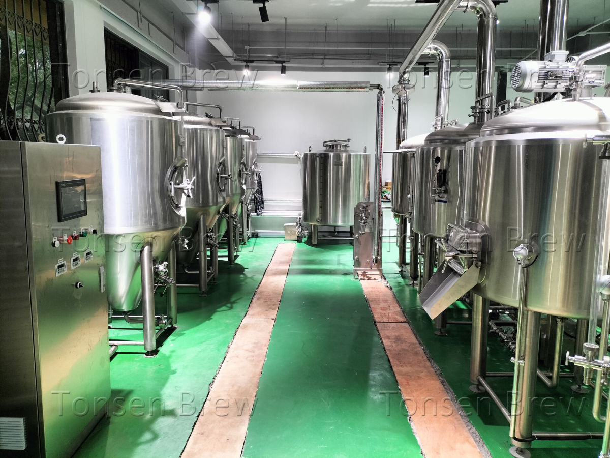 5 vessels brewhouse 4.jpg