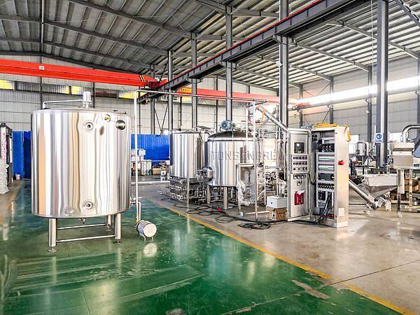 Tonsen tanks in production~if you need any beer equipment, wine equipment, whiskey equipment and other brewhouse or fermentation system...