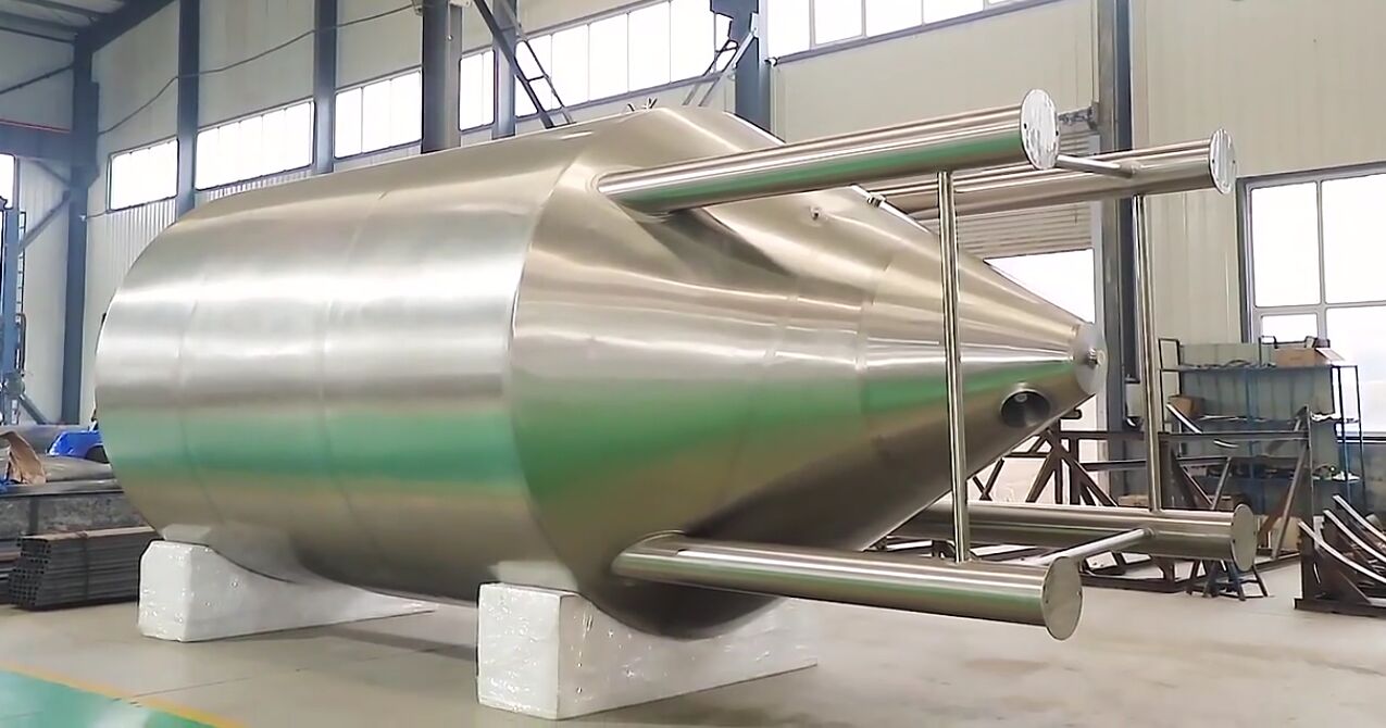 200HL fermentation tanks
