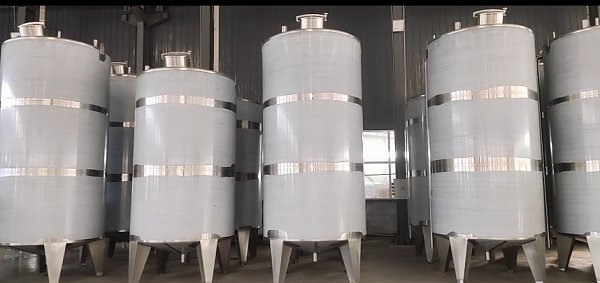 Follow me to see TonsenBrew's brewing equipment,  from product appearance to internal treatment, self-inspection, mutual inspection and special inspection for tank pressure maintenance