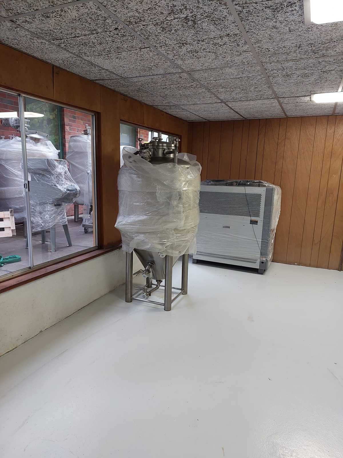 fv+chiller.jpg fv+chiller.jpg