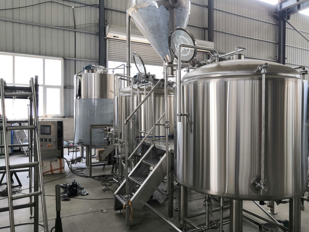 1000L per bacth brewing system..jpg