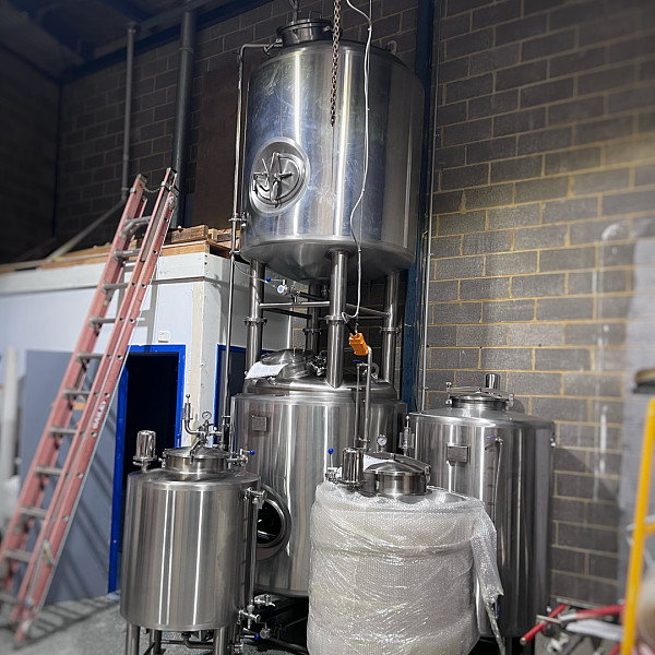 Congratulations!!! New Glycol chiller and other stainless steel tanks arrived successfully ~!!!