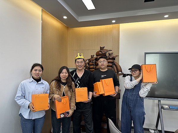 Tonsen celebrates birthdays for employees