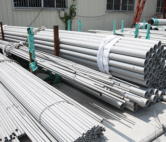 Duplex stainless steel seamless pipe