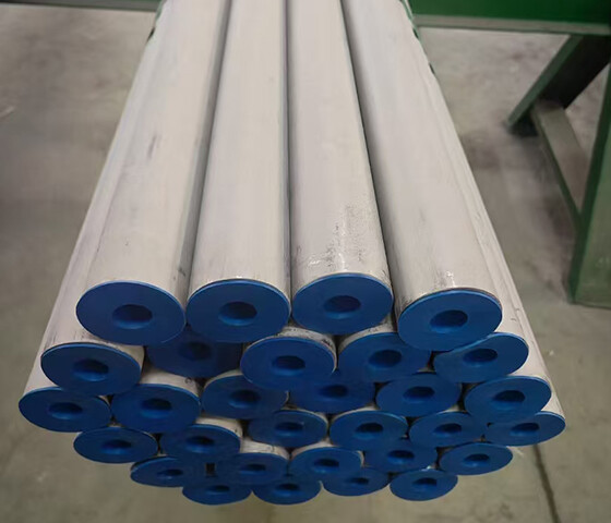 Thick wall stainless steel seamless pipe