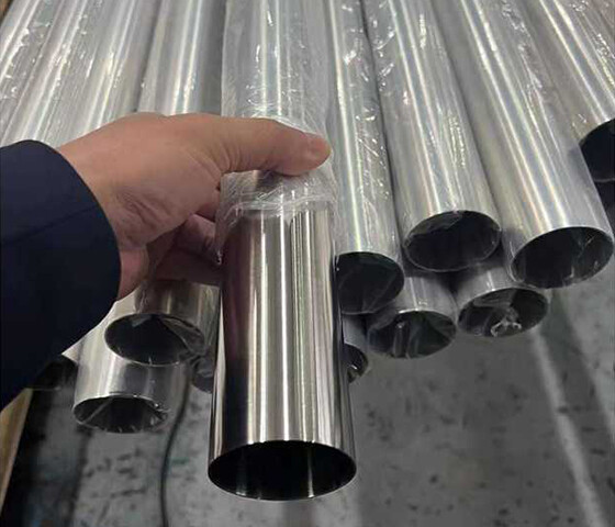 Bright stainless steel decorative welded pipe
