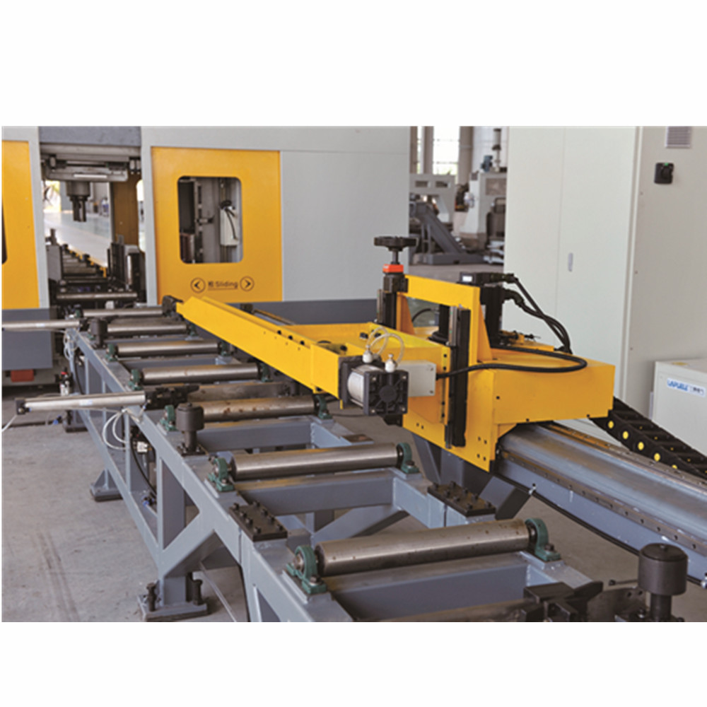 Станок для трехмерного сверления балок с ЧПУ TDD700