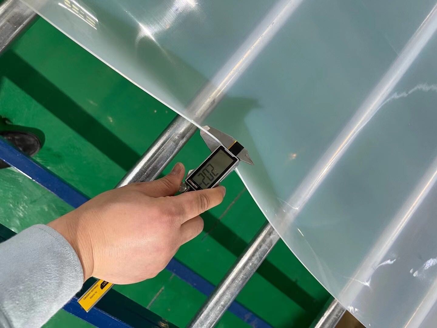 A Comprehensive Guide to Silicone Rubber Sheets and Their Applications