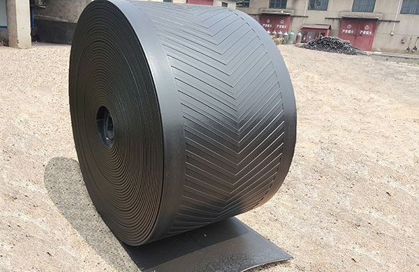 Multifunctional Conveyor Belts: The Backbone of Industrial Efficiency