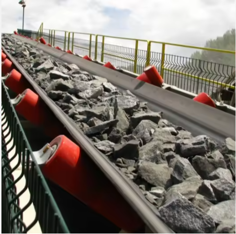 Exploring the Latest Solutions in Conveyor Belt Products