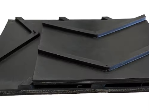 Rising to the Challenge: Exploring the Application of Rubber Conveyor Belts in the Mining Industry