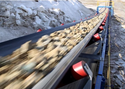 Rubber Conveyor Belts: An Efficient Choice for Industrial Transport