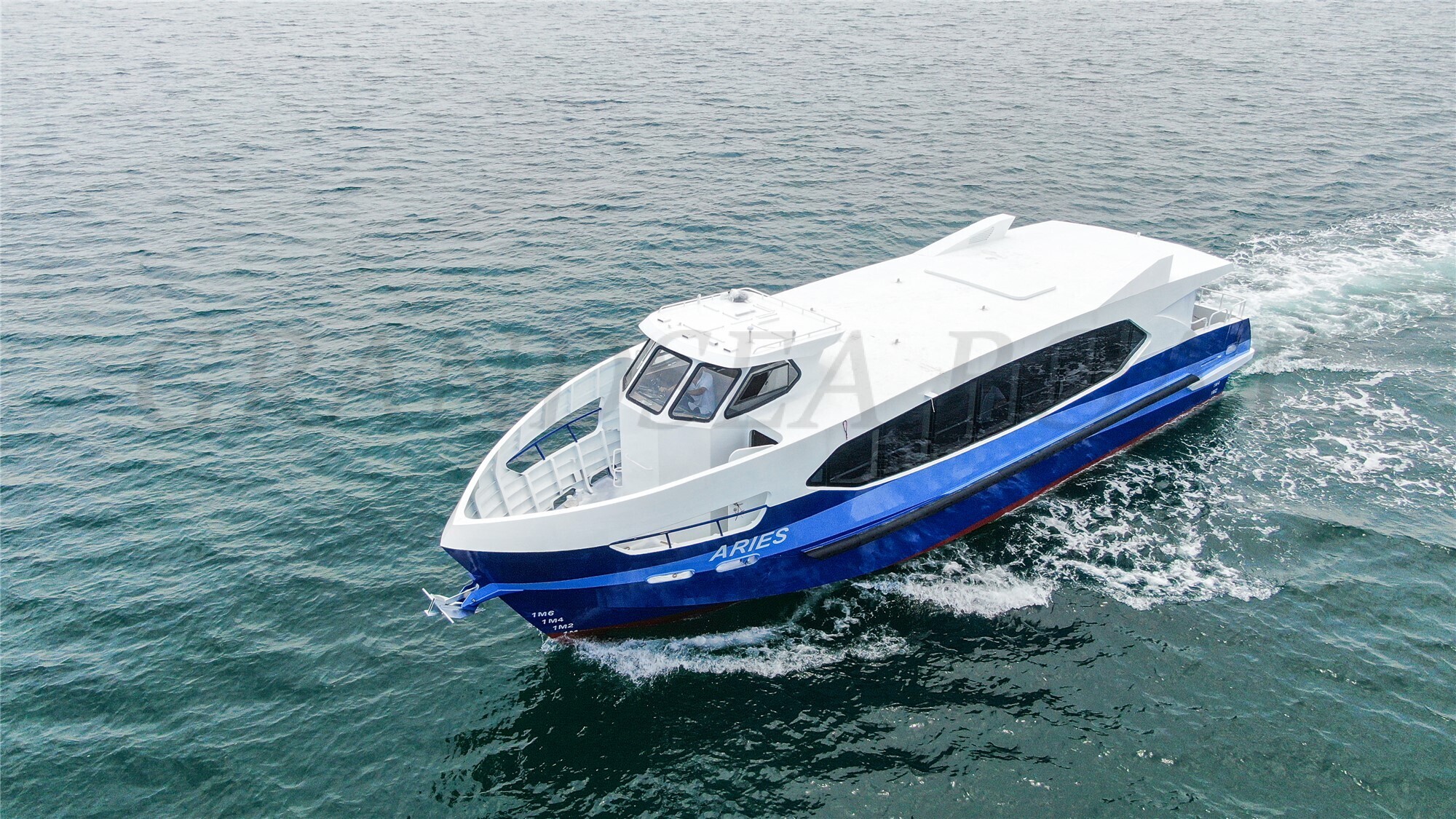 Difference performance of the boat materials