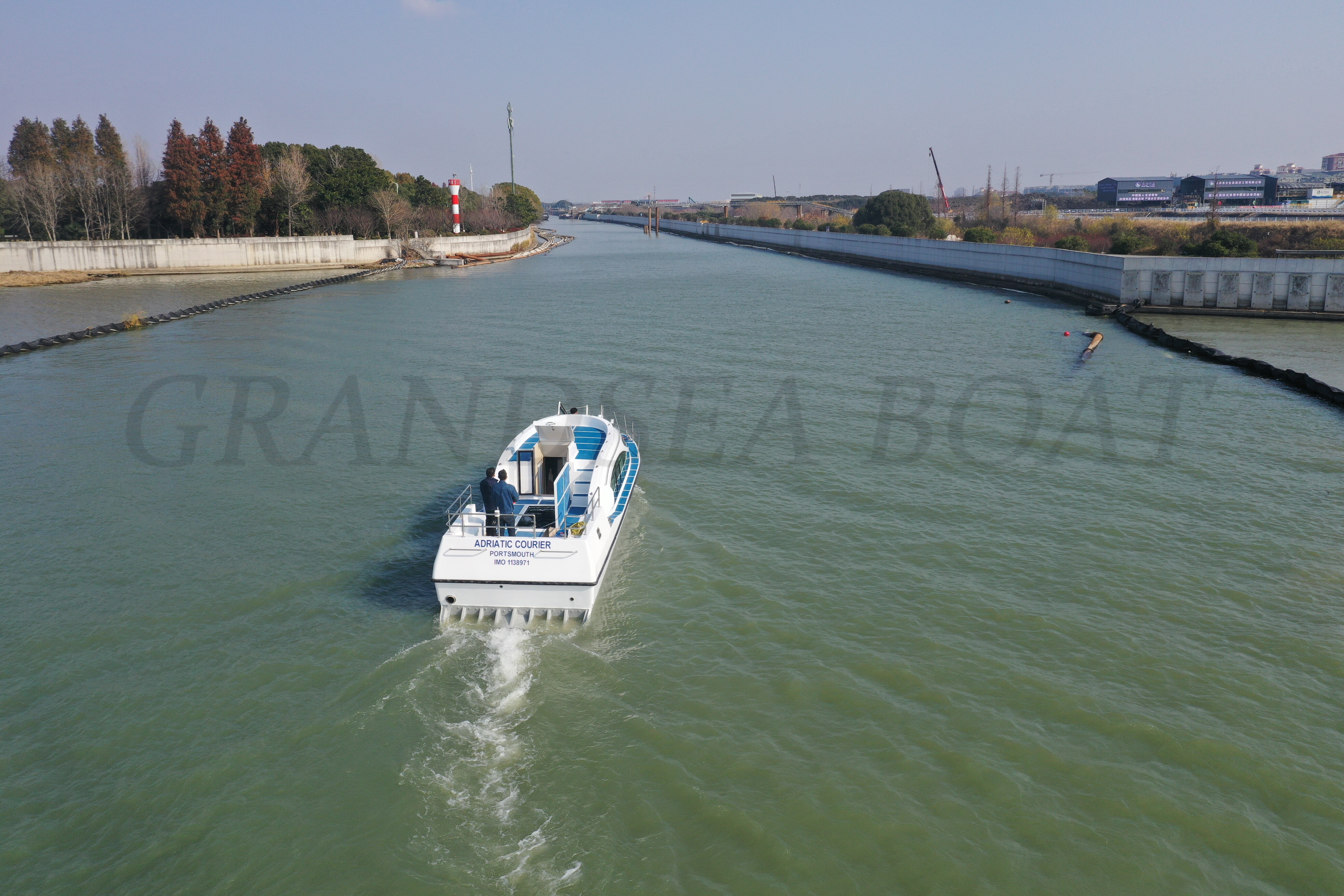 13.8m 36 Persons Fiberglass Passenger Ferry Boat with Inboard Diesel Engine for Sale