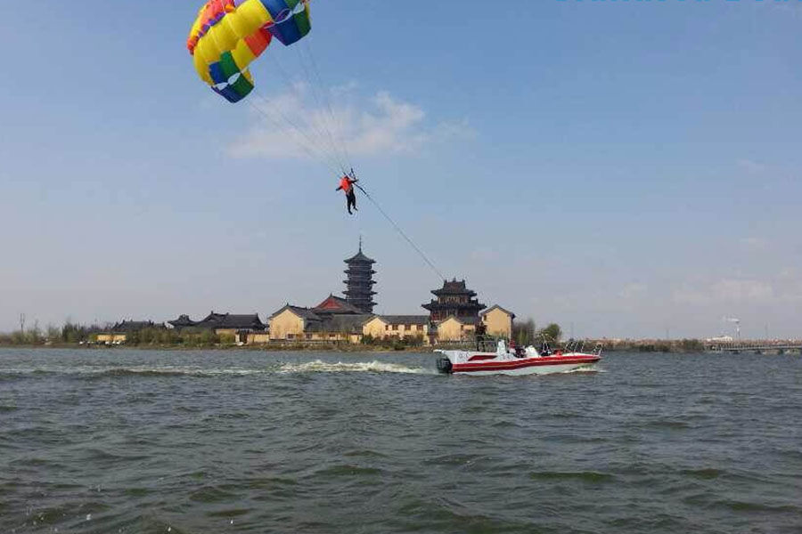 One People Flying Parasailing Boat for Sale