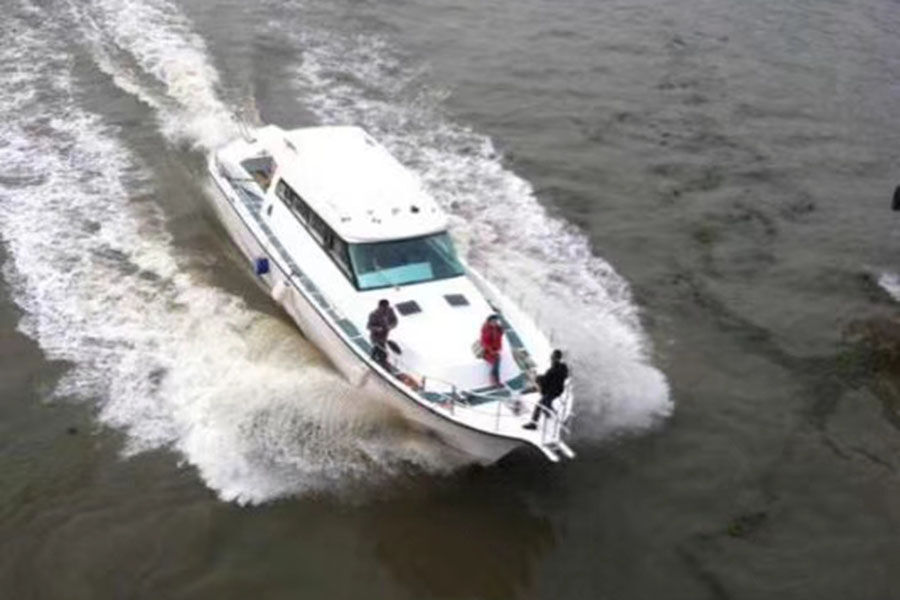 Grandsea 52ft Deep Sea Fiberglass Cabin Fishing Boat with Diesel Engine for Sale