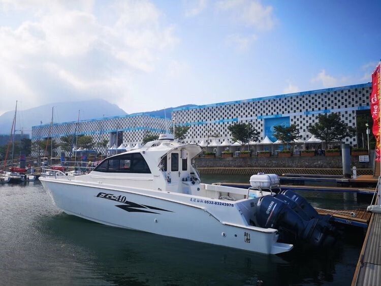 Grandsea 40ft Fiberglass Material High Speed Sport Cabin Fishing Boat with Outboard Engine for sale
